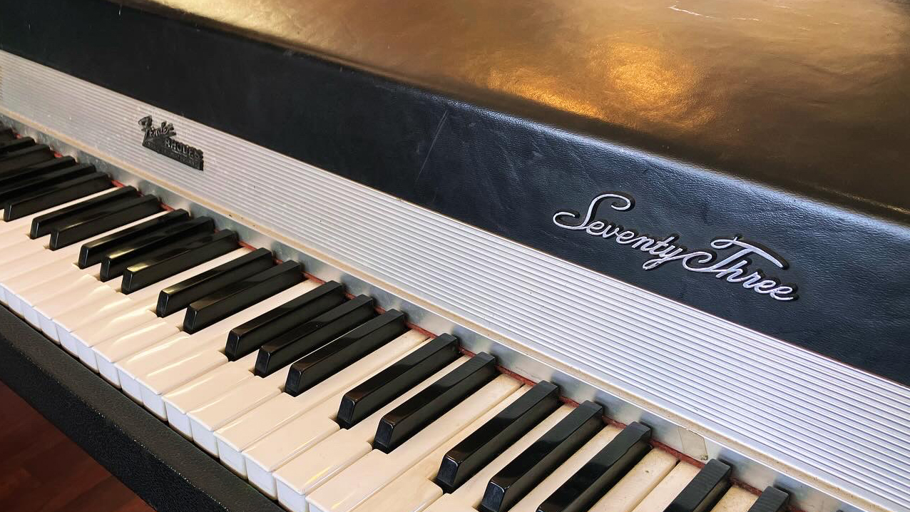 Fender Rhodes 73 stage