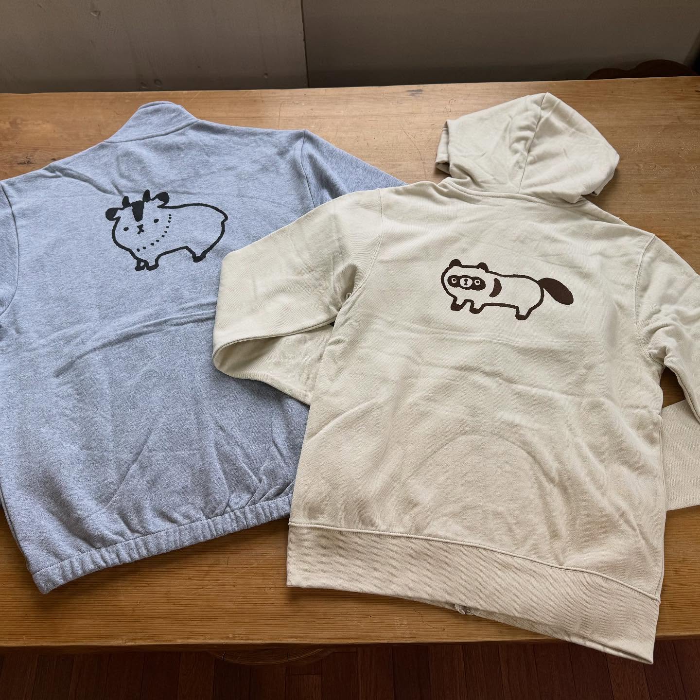 カモシカZIPトレーナー、たぬきZIPパーカー